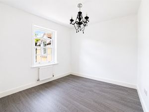 Bedroom- click for photo gallery